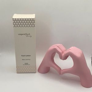 NIB - empow{her} Beauty Foot Lotion